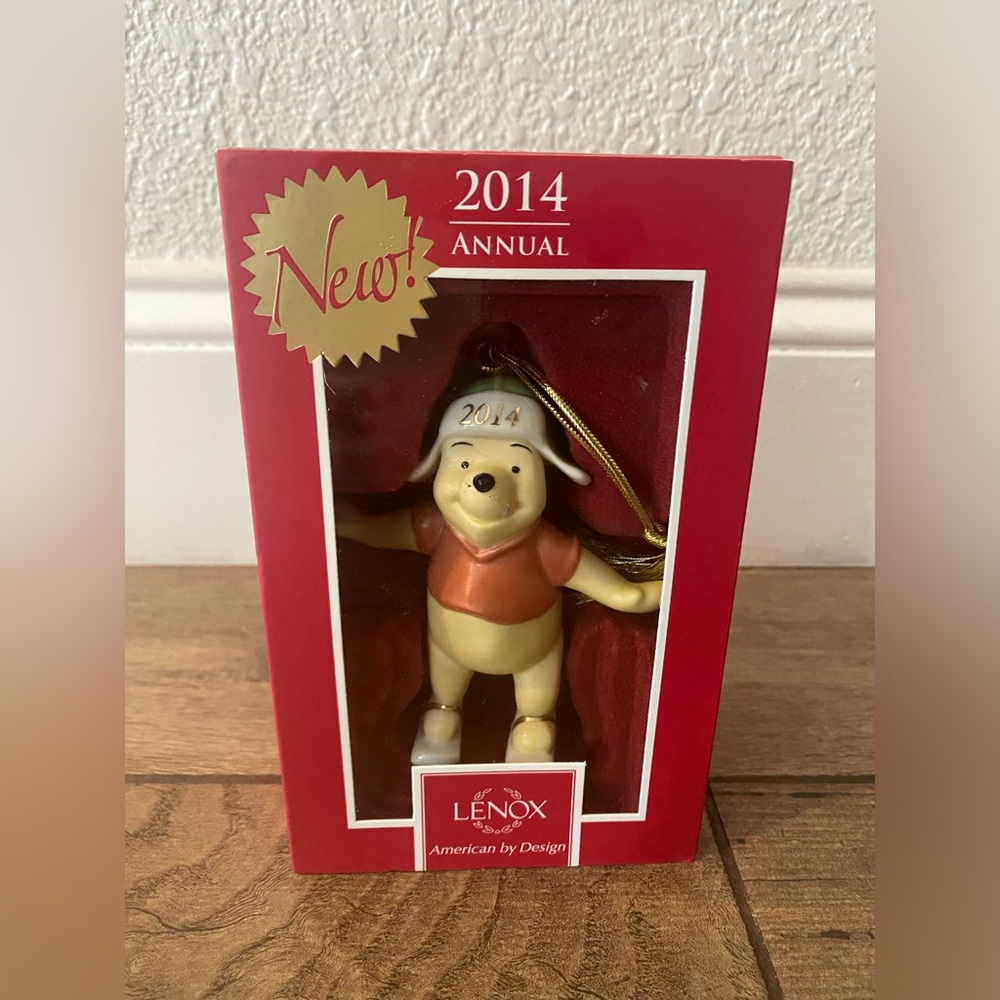 Lenox 2014 Winnie the Pooh ornament New in box